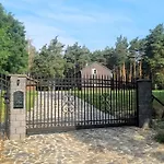 Dom Pod Niebem Vakantiehuis Lucimia